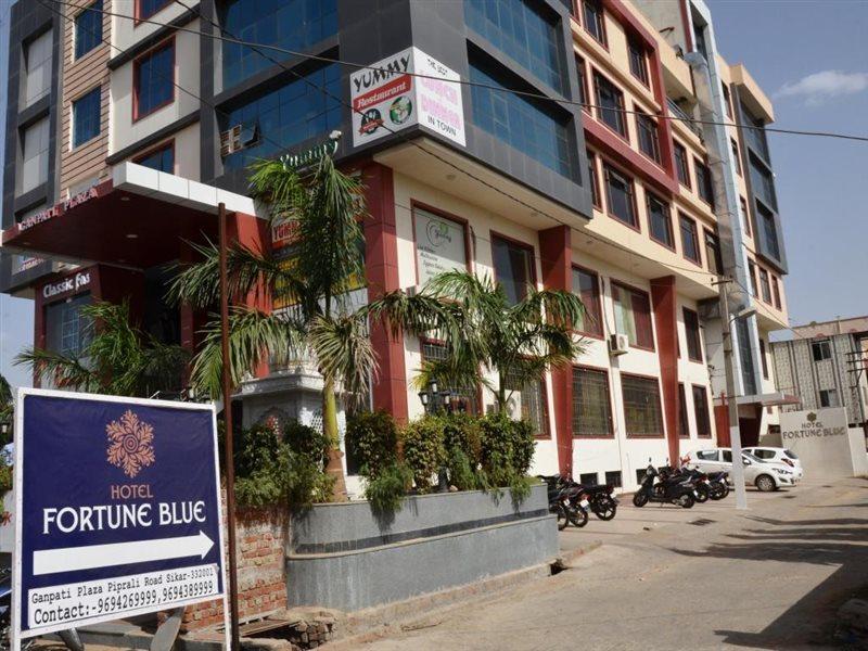 Hotel Fortune Blue Sikar Exterior photo