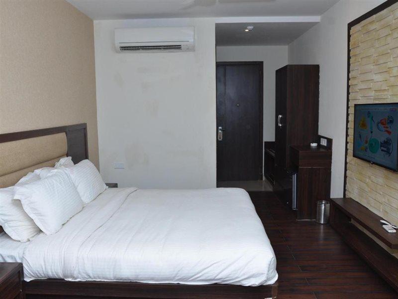 Hotel Fortune Blue Sikar Exterior photo