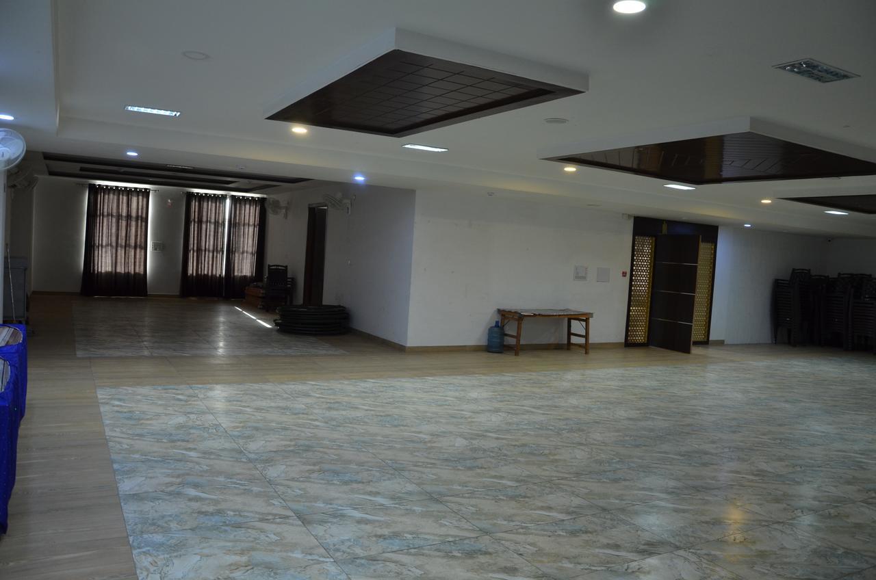 Hotel Fortune Blue Sikar Exterior photo